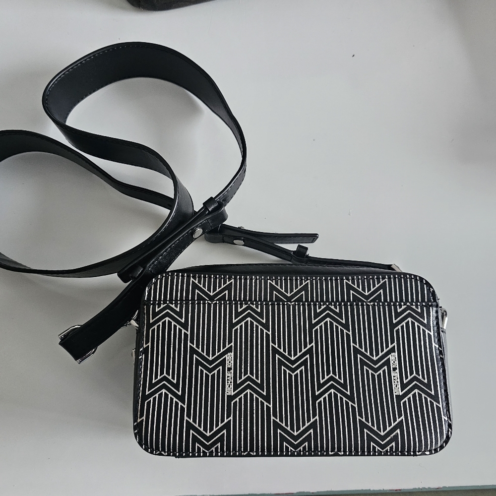 Michael Kors  purse